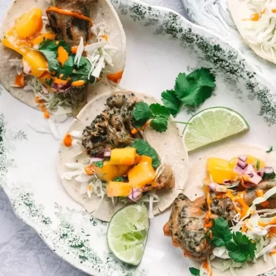 Tacos med friterad Bimi® broccoli och mangosalsa