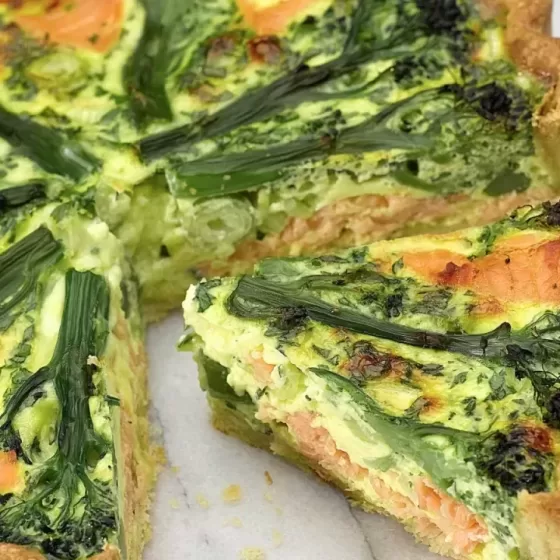 Paj med Bimi® broccoli och rökt lax